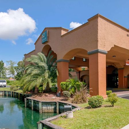 Quality Inn & Suites Jacksonville-Baymeadows Экстерьер фото